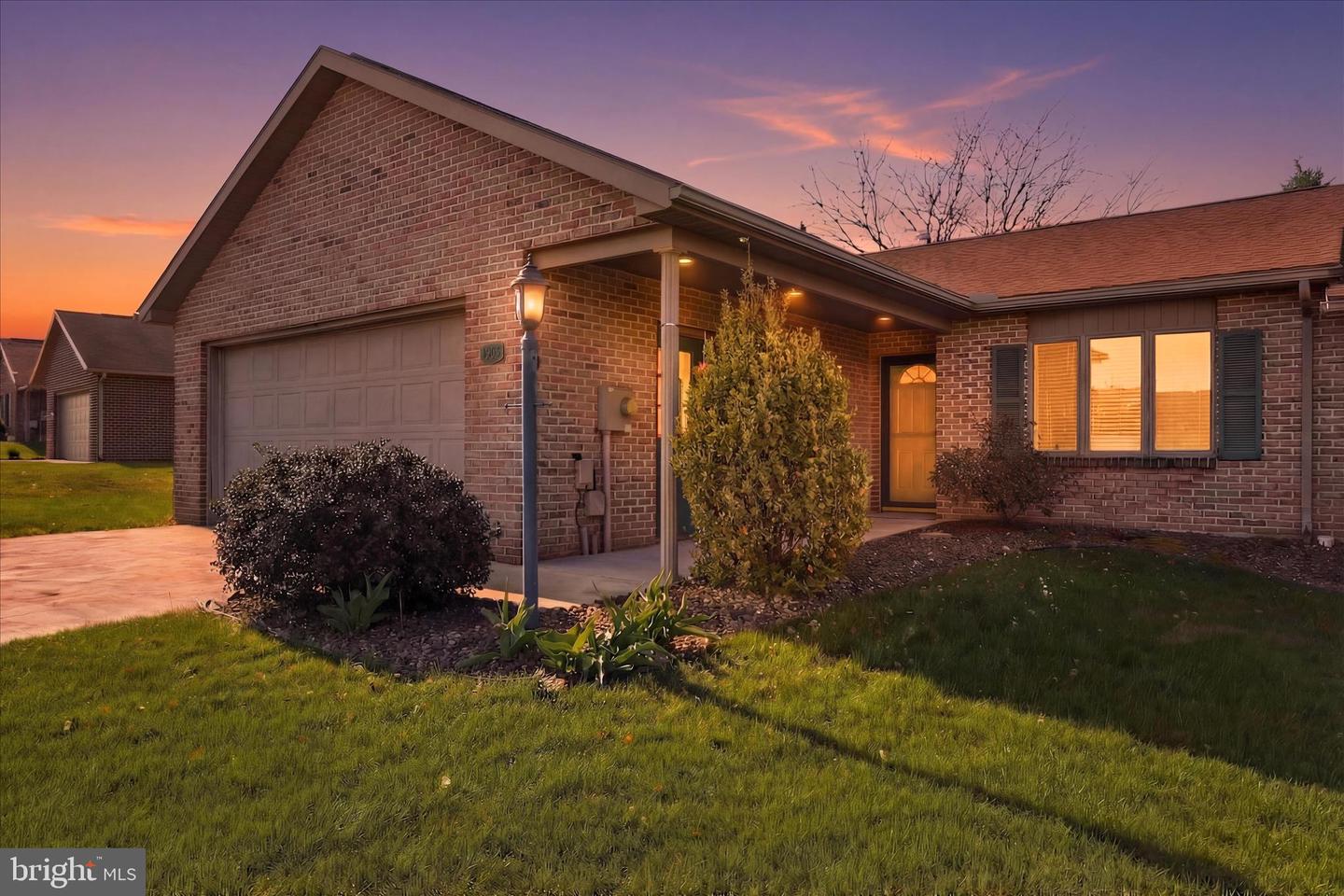 312 Woodvale Drive, Chambersburg