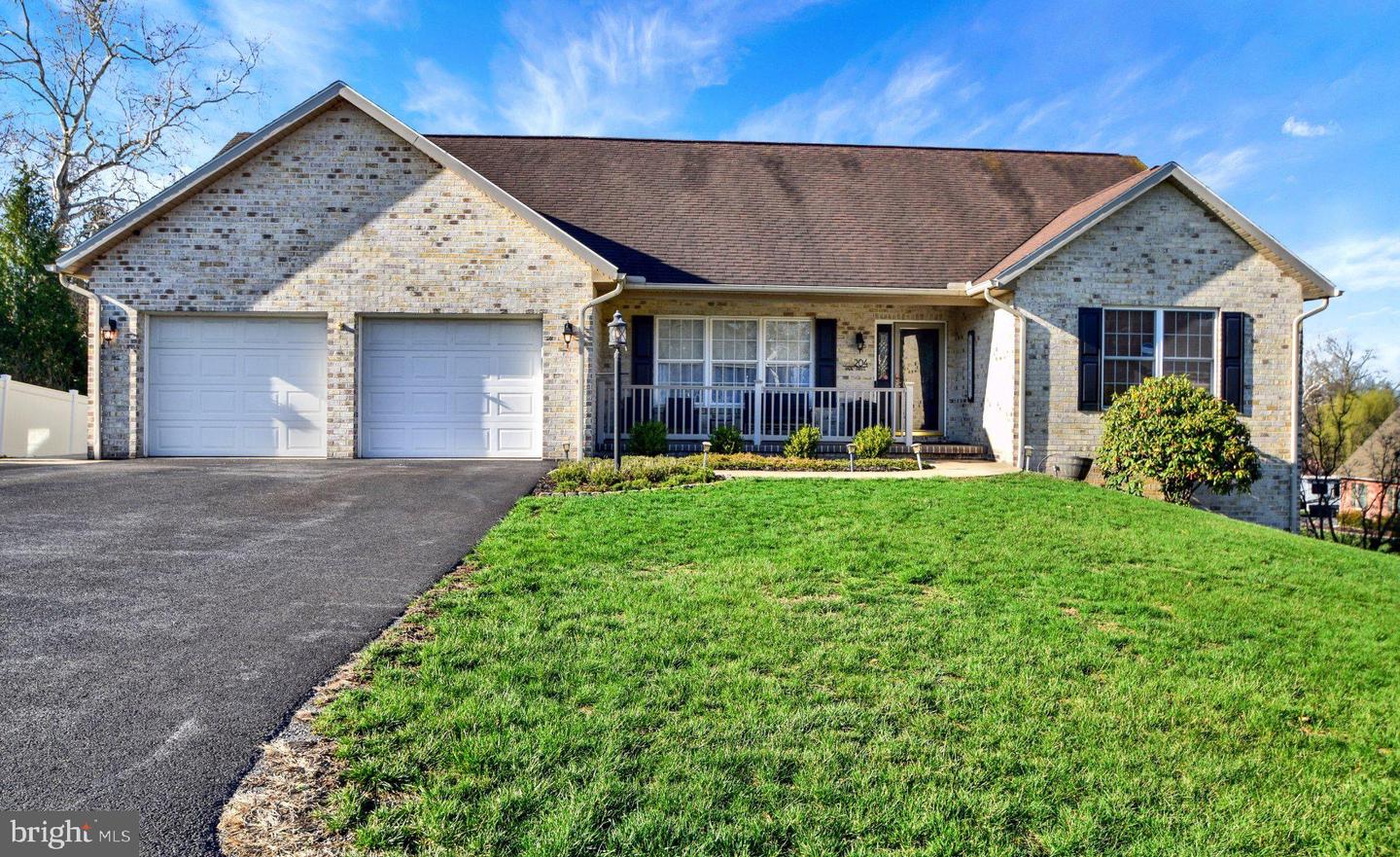 204 Jade Drive, Chambersburg