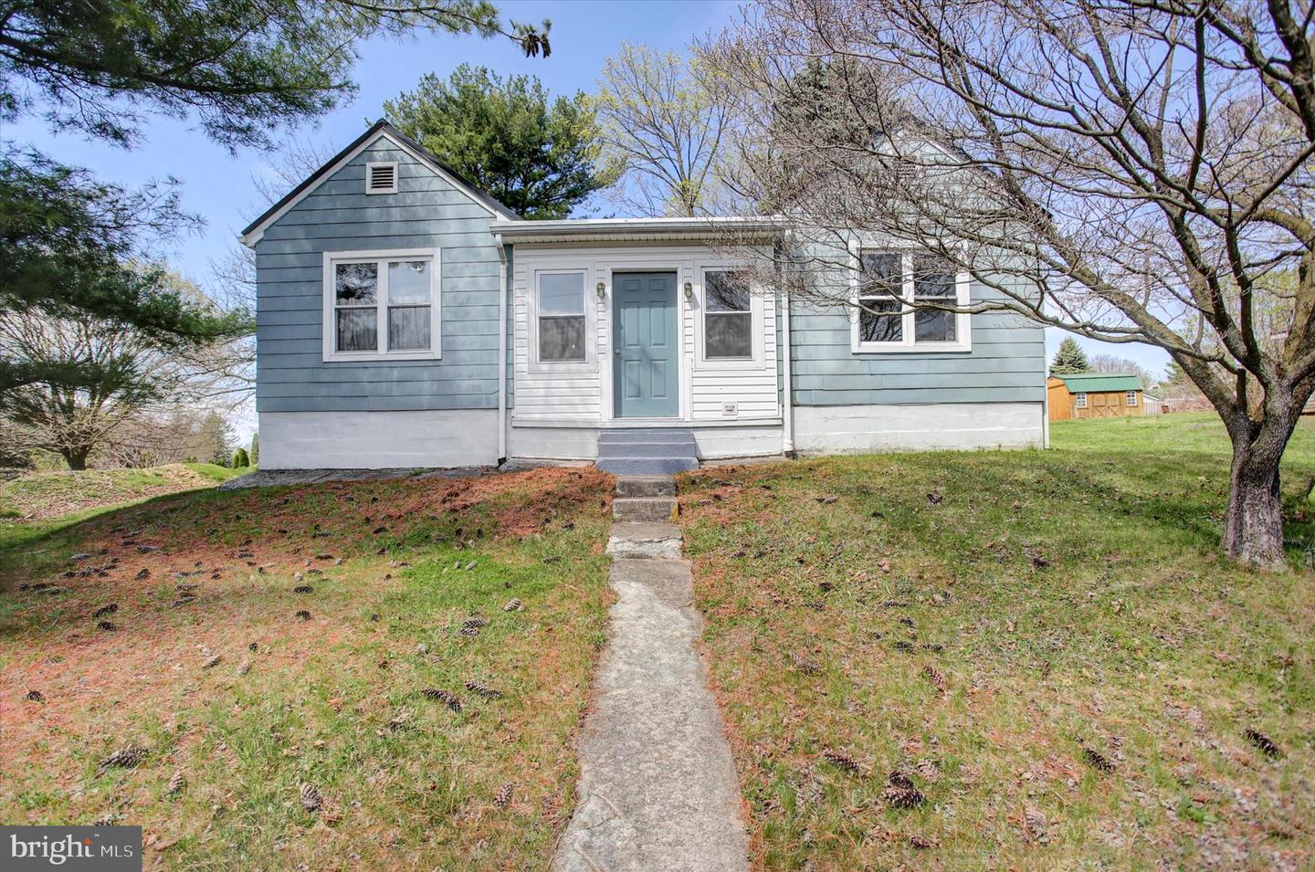 824 S S Church Street, Waynesboro
