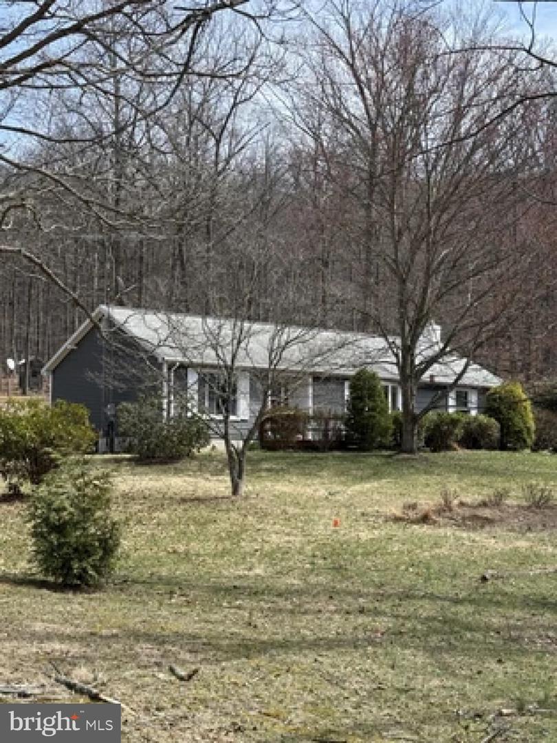 21962 Indian Spring Trail, Amberson