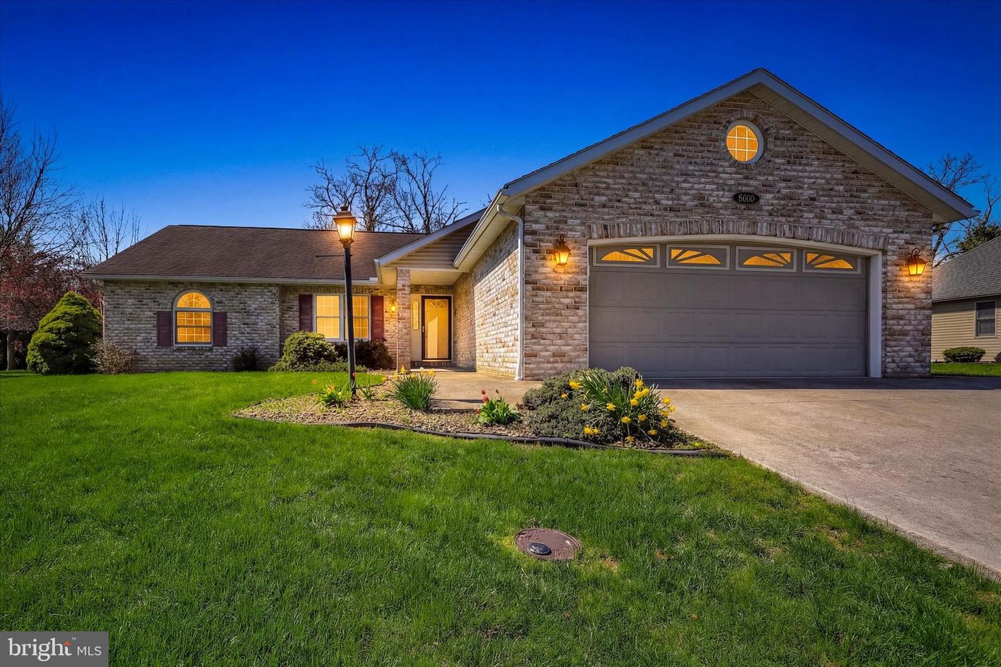 6606 Bent Oak Drive, Fayetteville