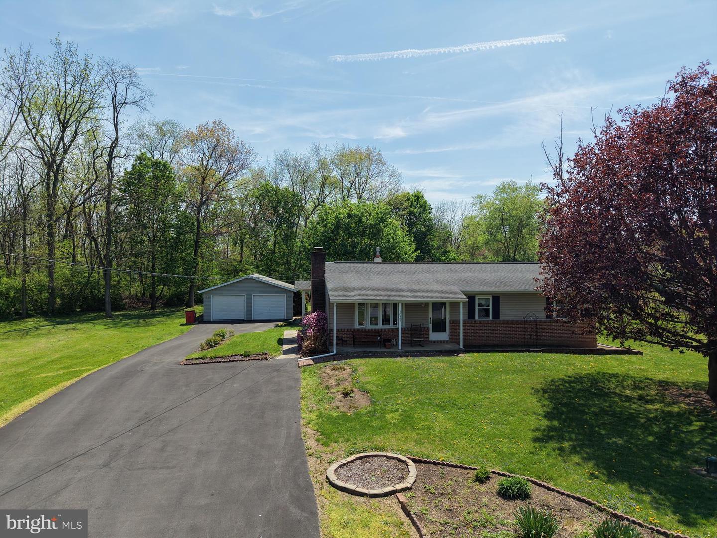 1028 Woodland Parkway, State Line