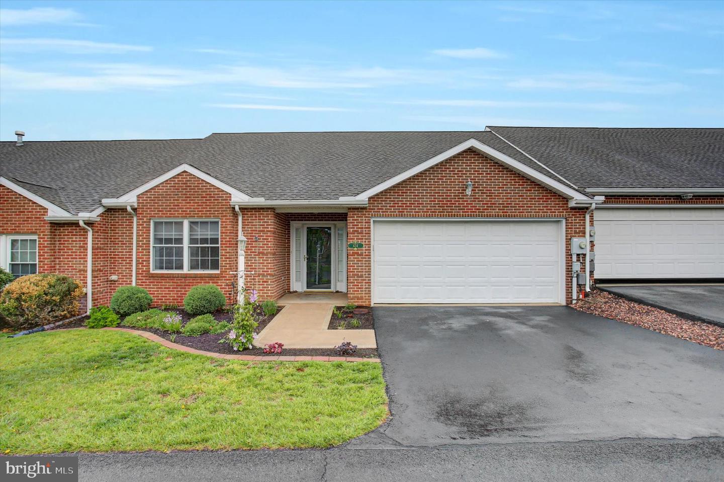 434 Moss Spring Avenue, Greencastle