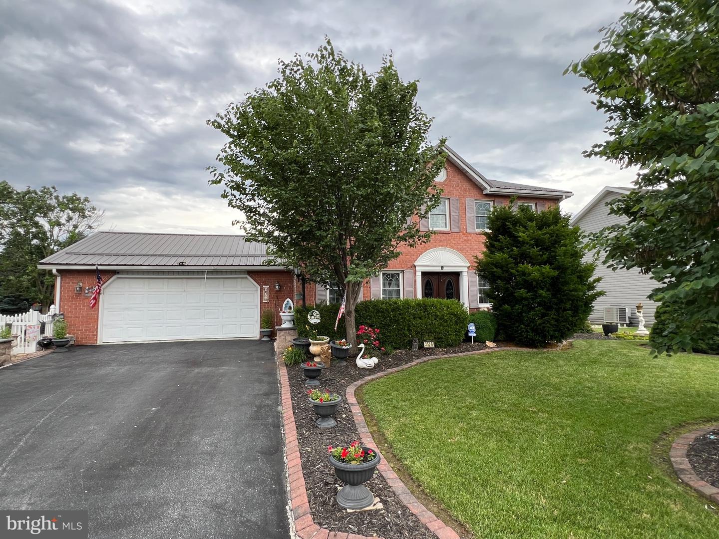3526 Turnberry Drive