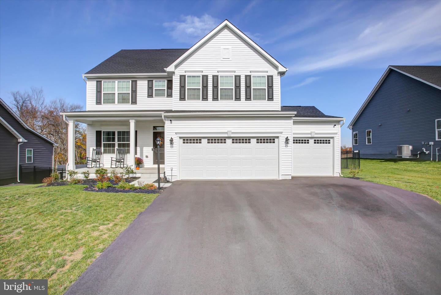 1585 Shannon Drive S, Greencastle