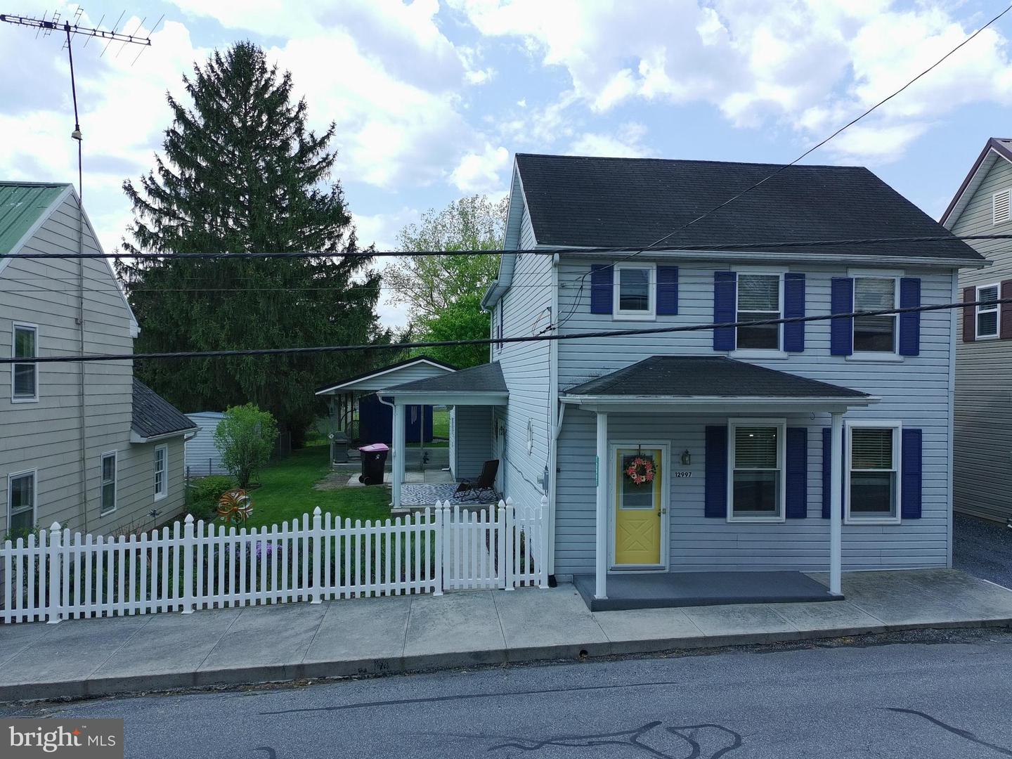 12997 Main Street, Fort Loudon