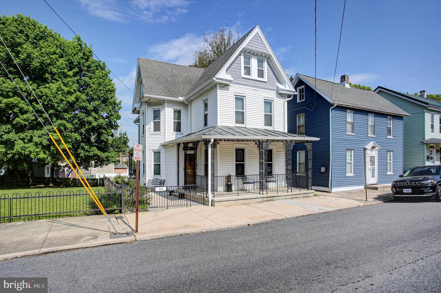 54 Clayton Avenue