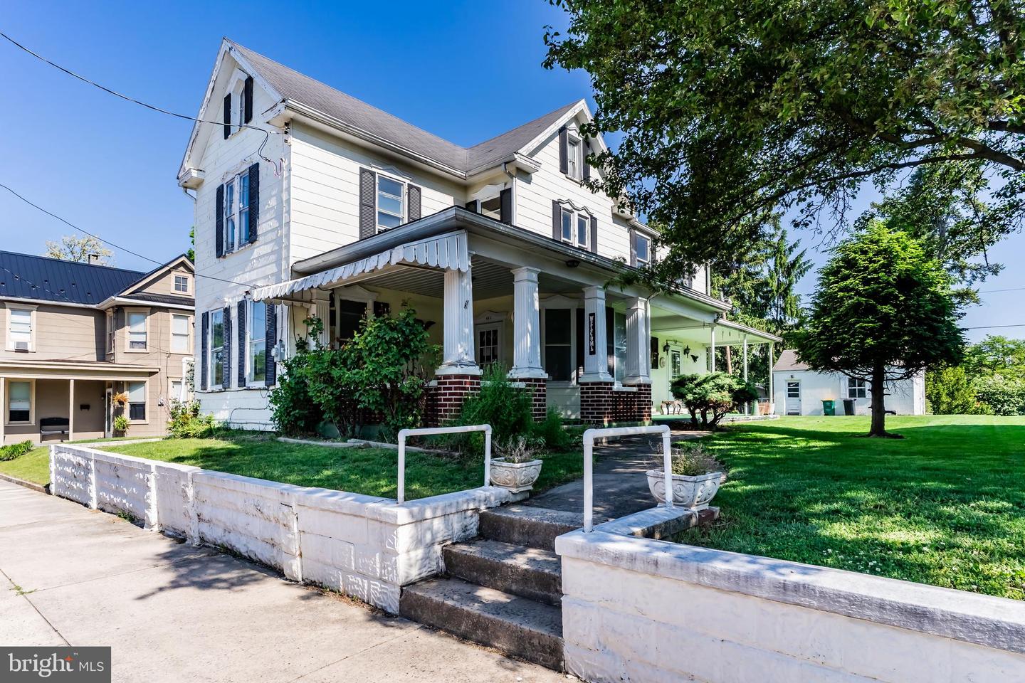 351 E E Catherine Street, Chambersburg