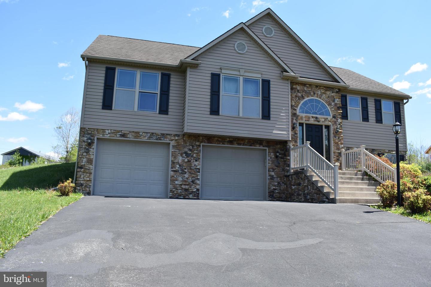 10912 Deerwood Drive