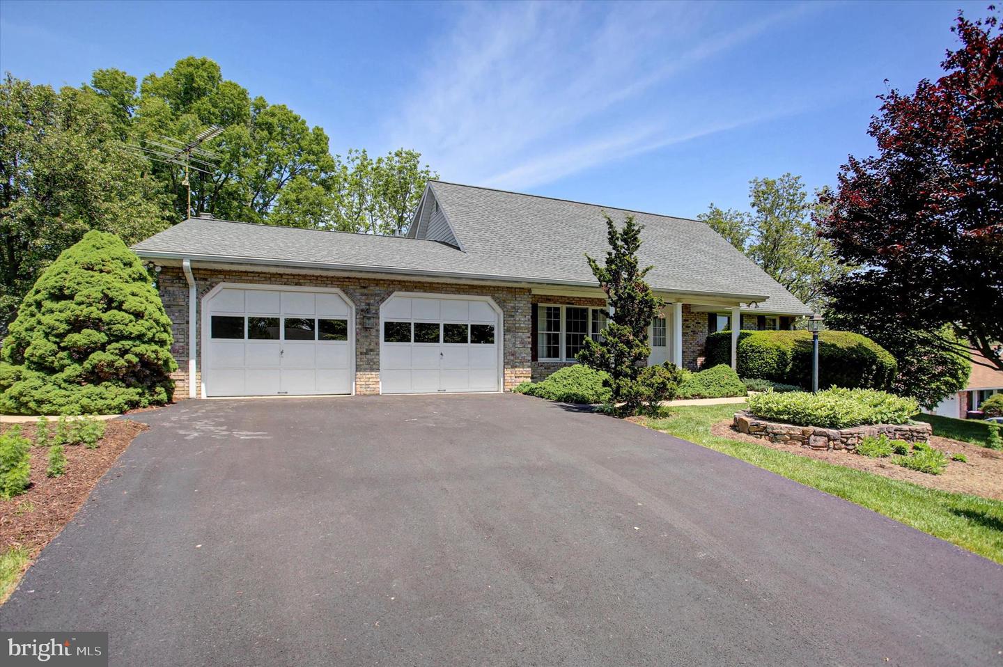 9495 Hesshire Hill Court, Waynesboro