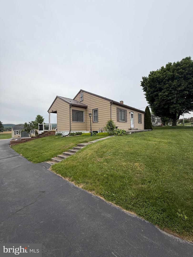260 Mainsville Road, Shippensburg