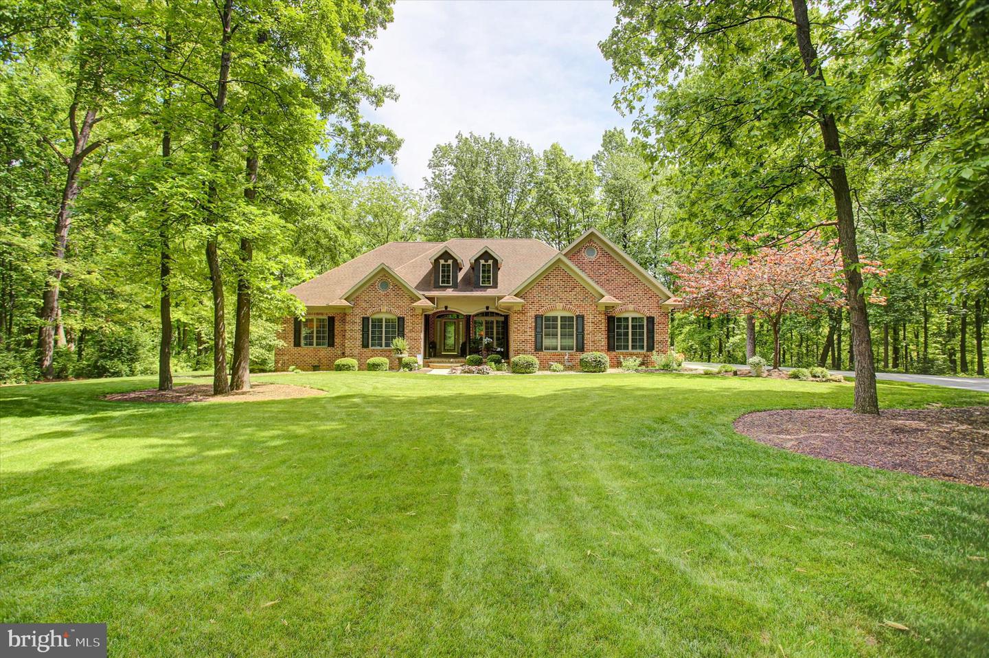 345 Lindman Drive, Chambersburg