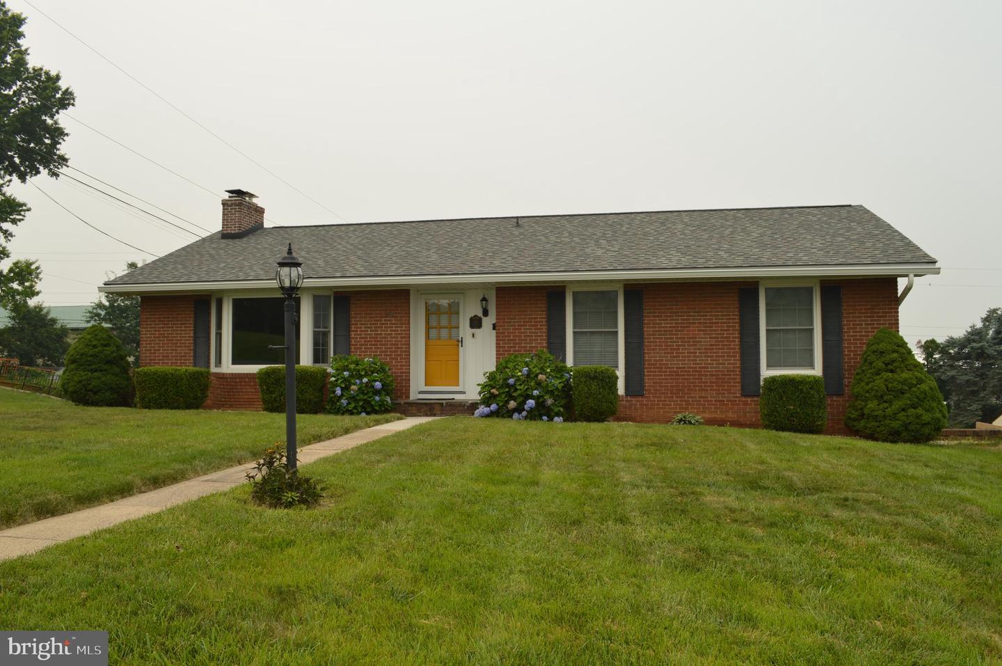 328 Antietam Drive, Waynesboro