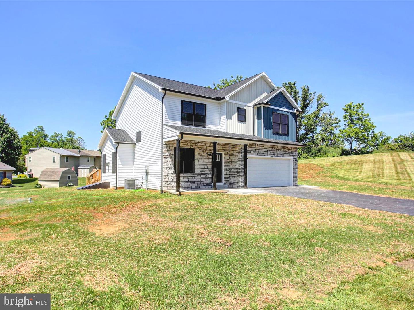 695 Karvois Court