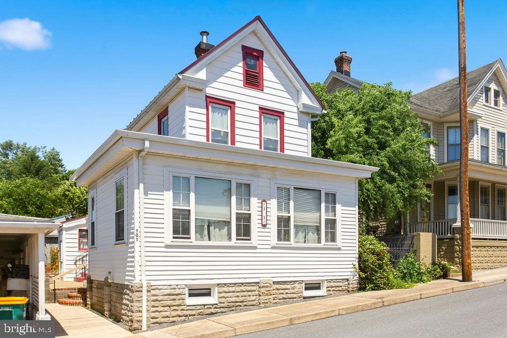 101 Middle Street