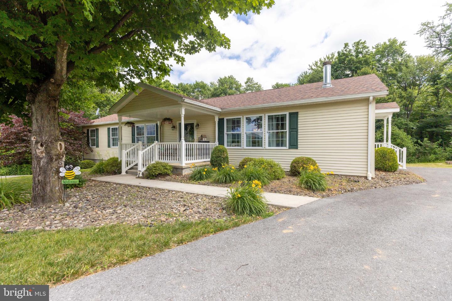 12345 Lincoln Way W, Fort Loudon
