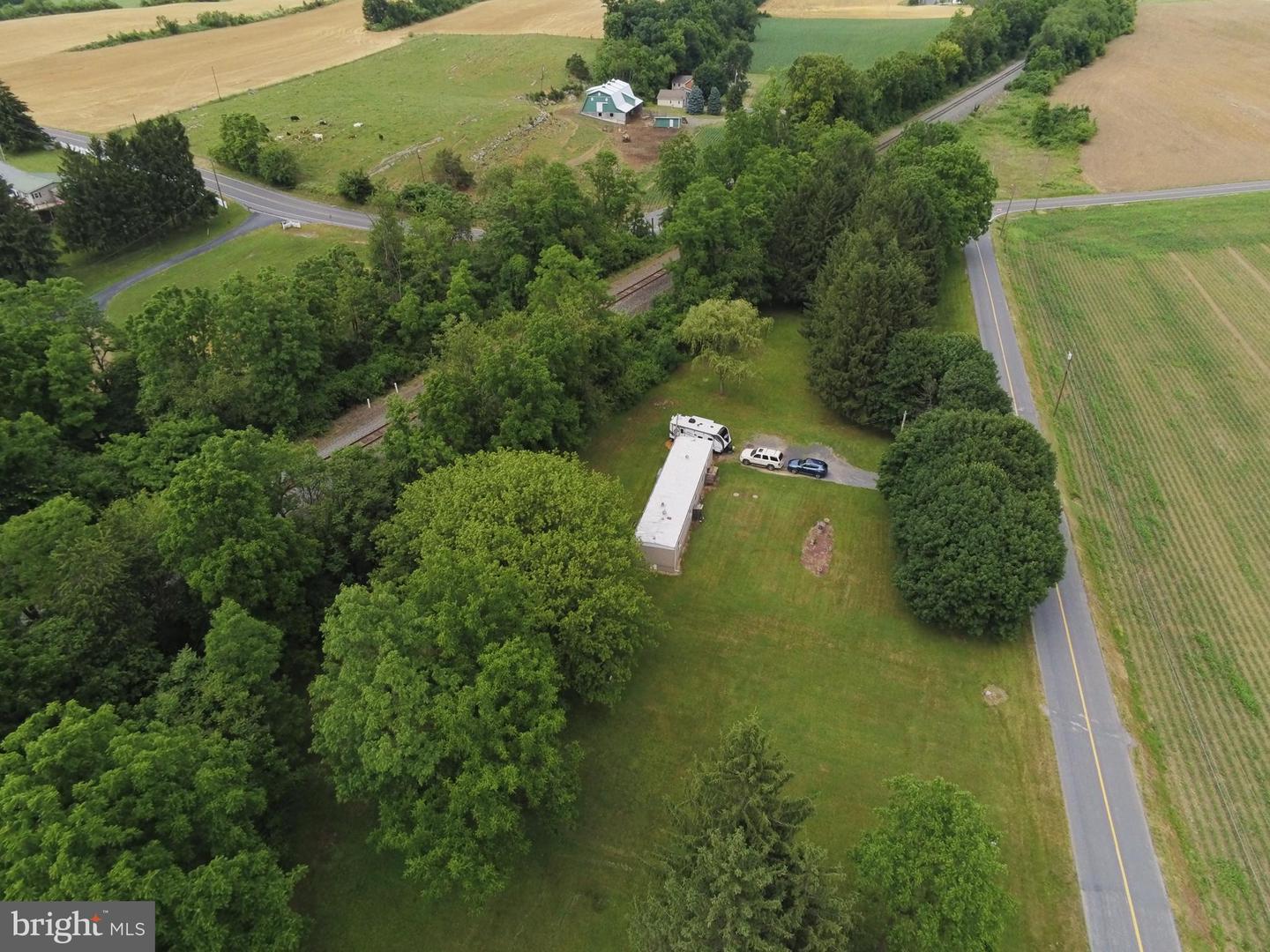 4925 Railroad Road