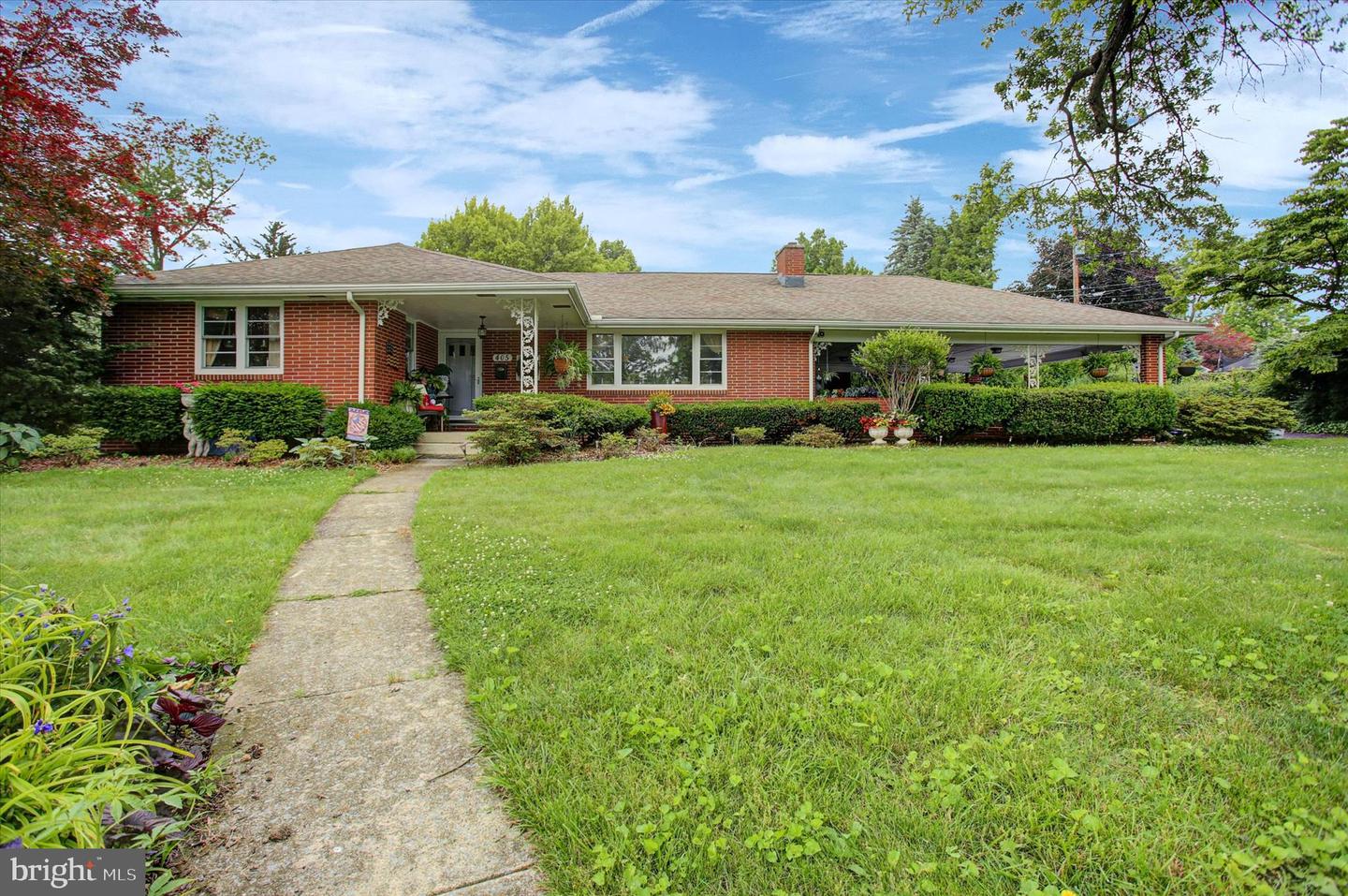 405 Westover Rd