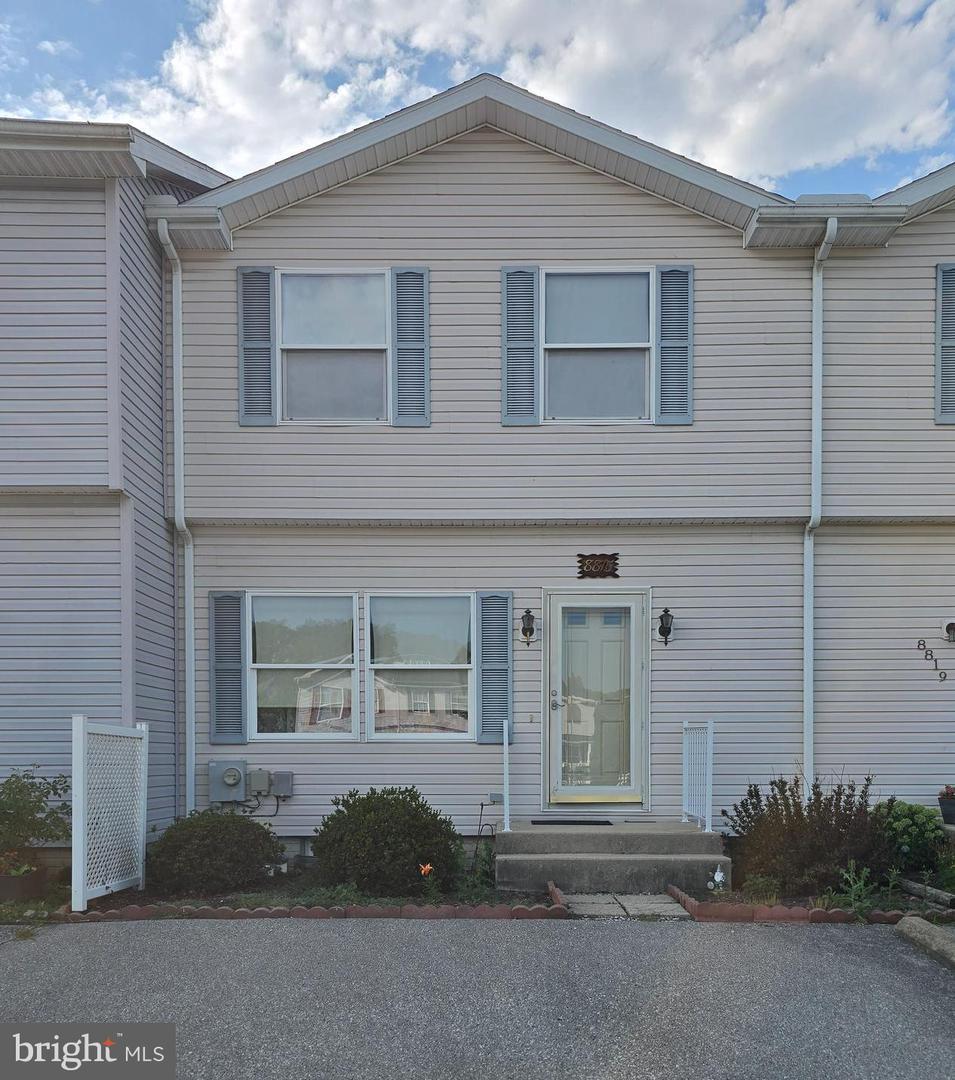8815 Kings Road