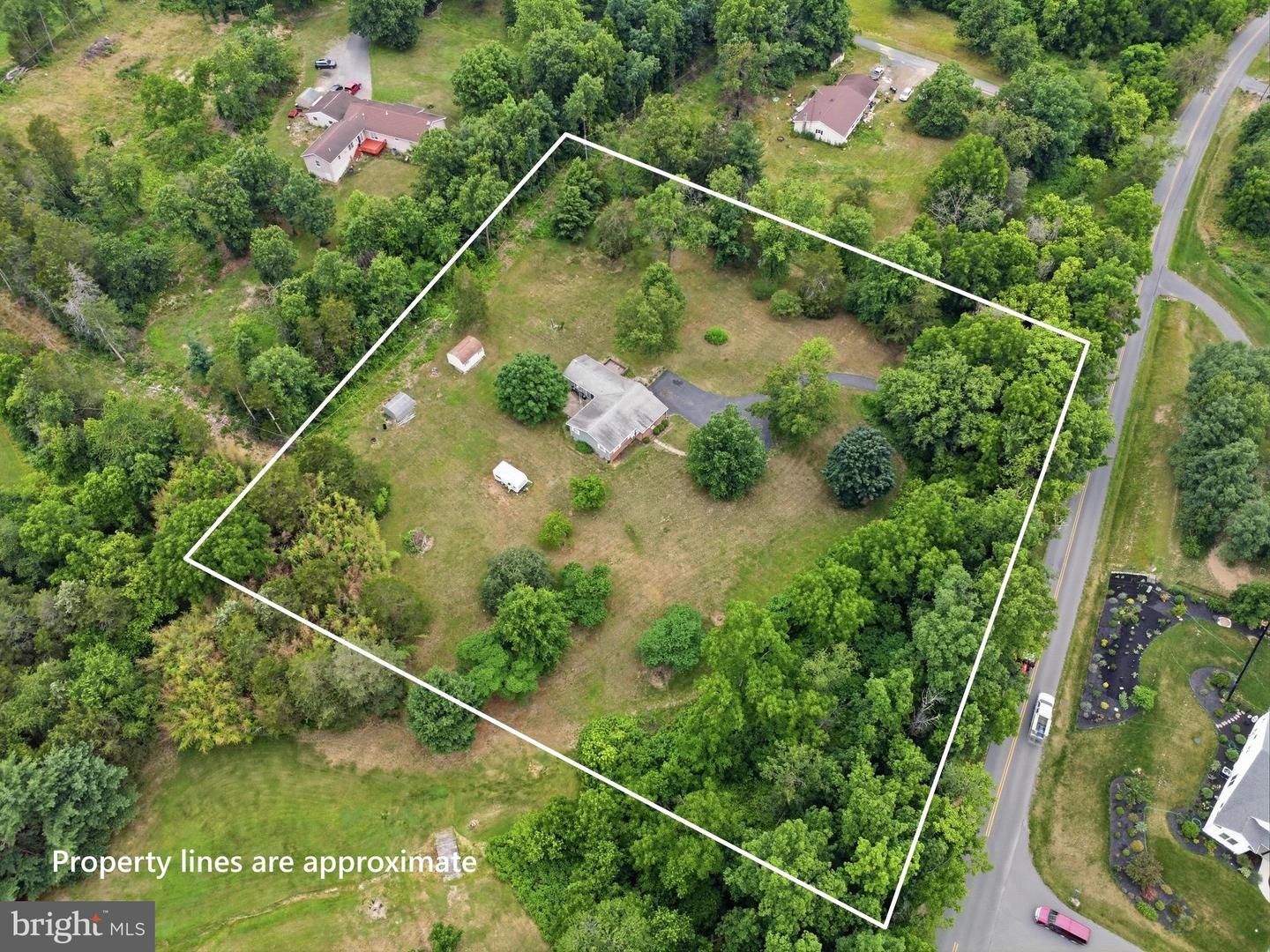 11283 Grant Shook Road, Greencastle