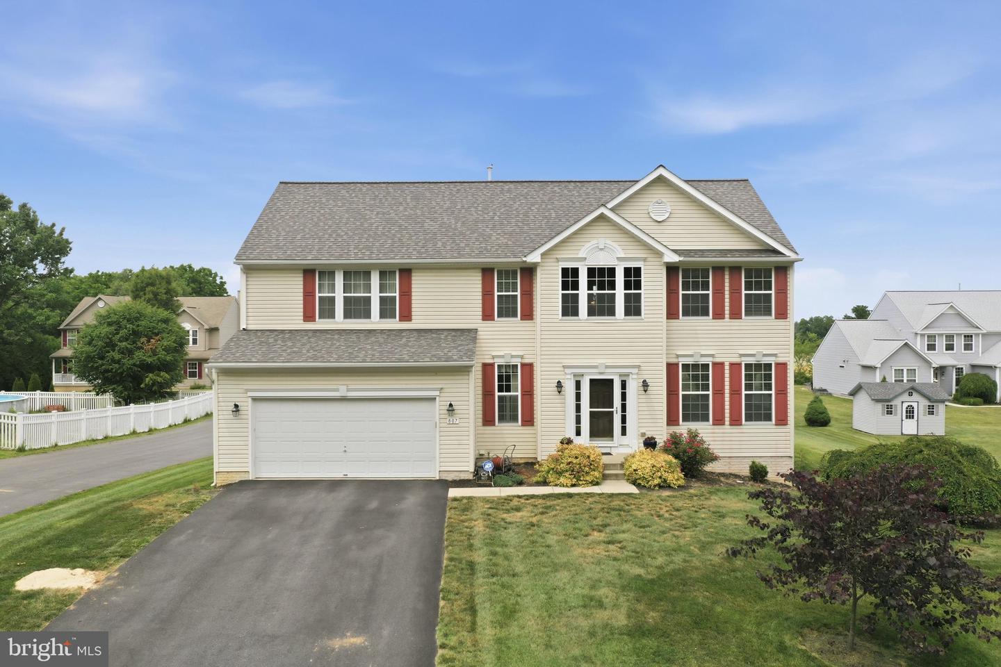 807 Crestwood Drive #106