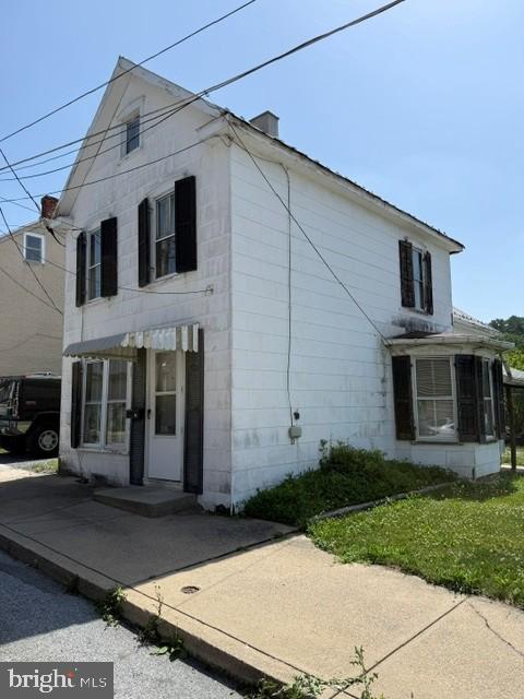 27 Cottage Street