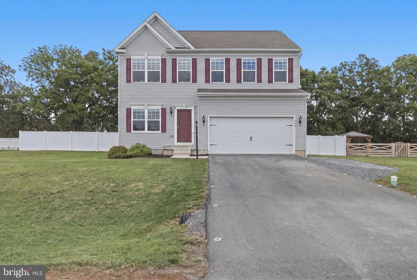 304 Paradise View Drive, Greencastle