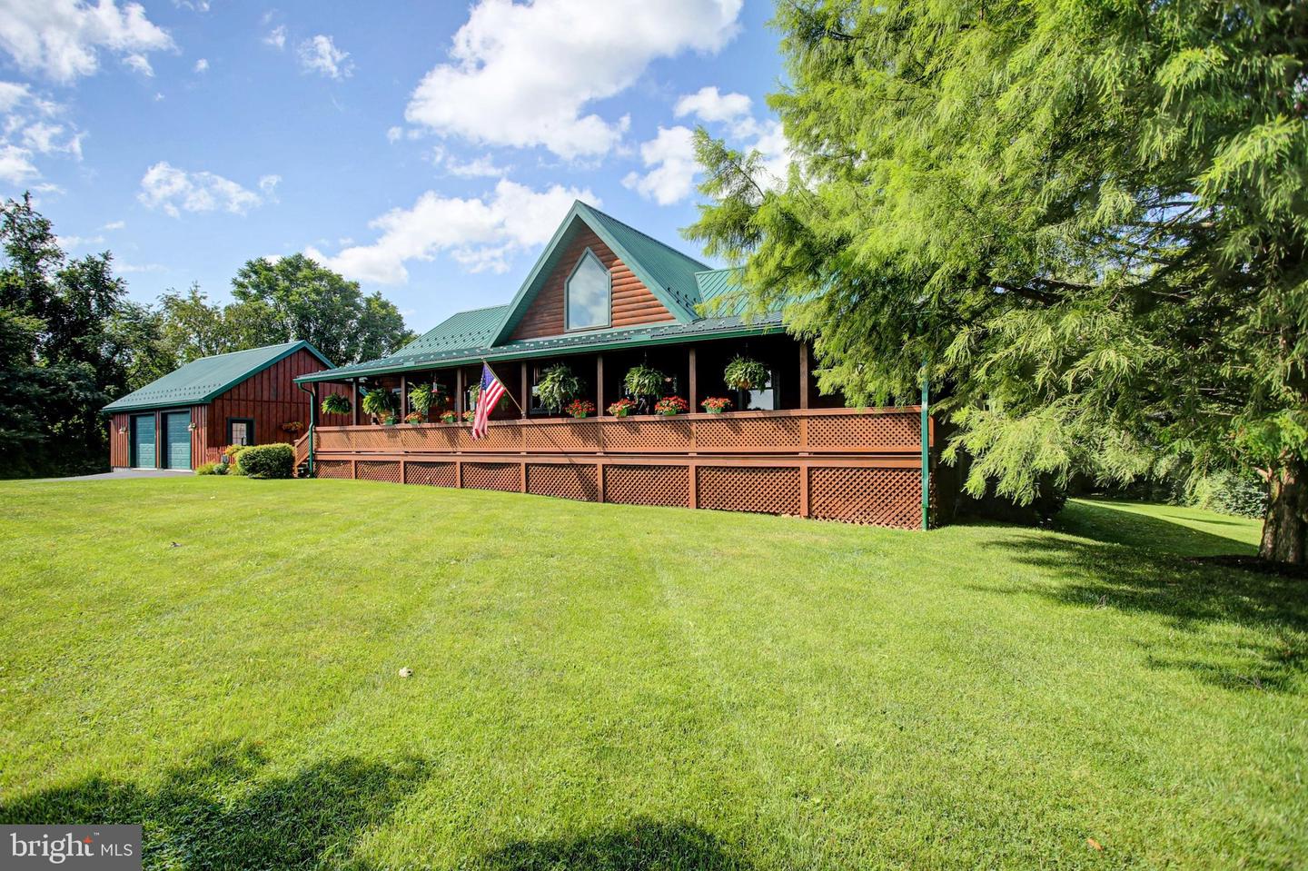 906 Pine Stump Road