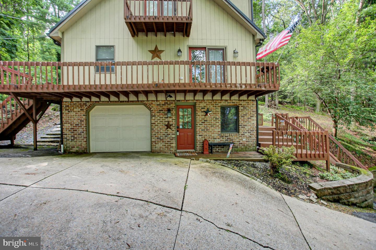 8140 Michaux Drive