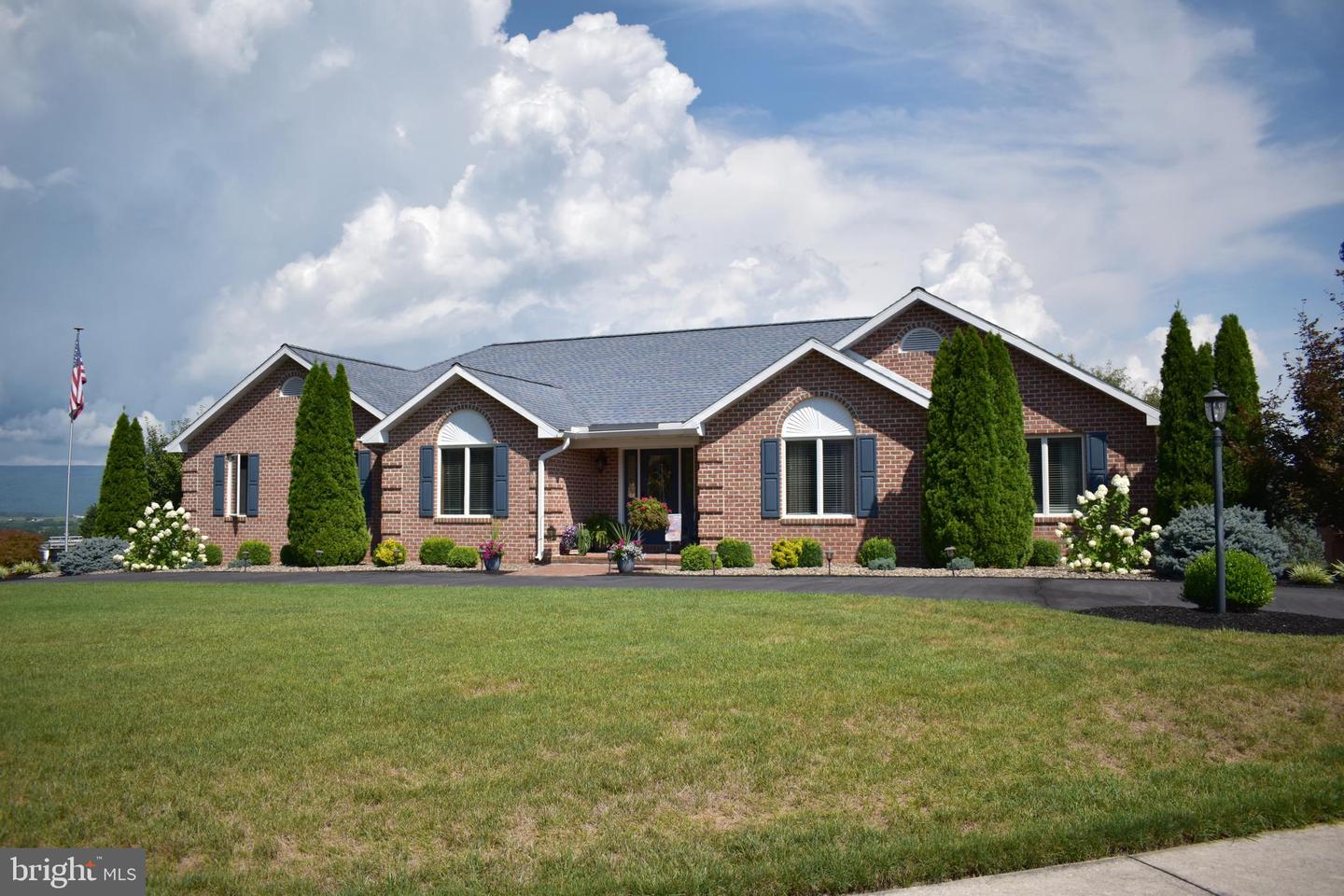 1403 Majestic Drive