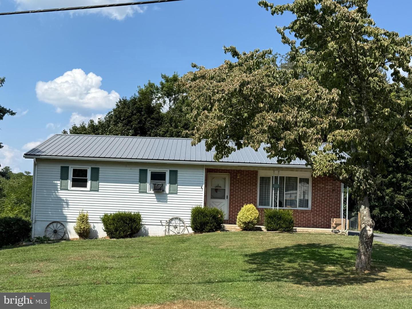 765 Lions Park Drive, Mcconnellsburg