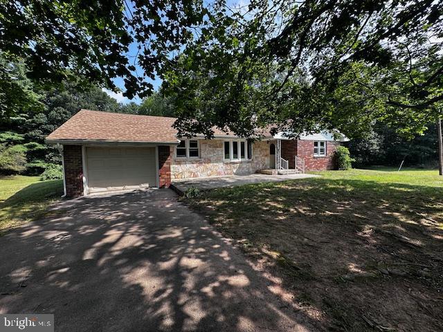 1217 Barton Road, Breezewood
