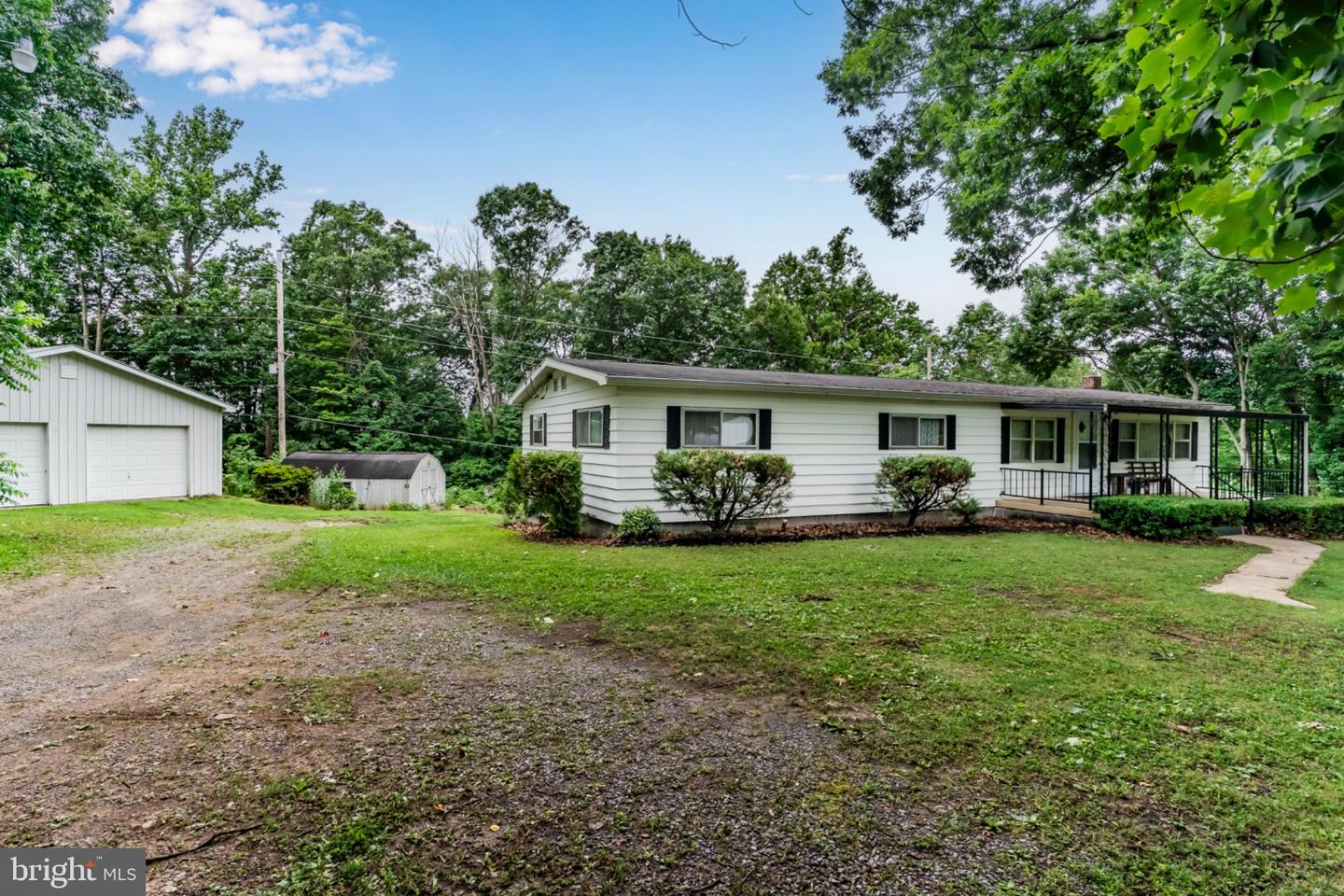 1618 Buchanan Trl, Mc Connellsburg