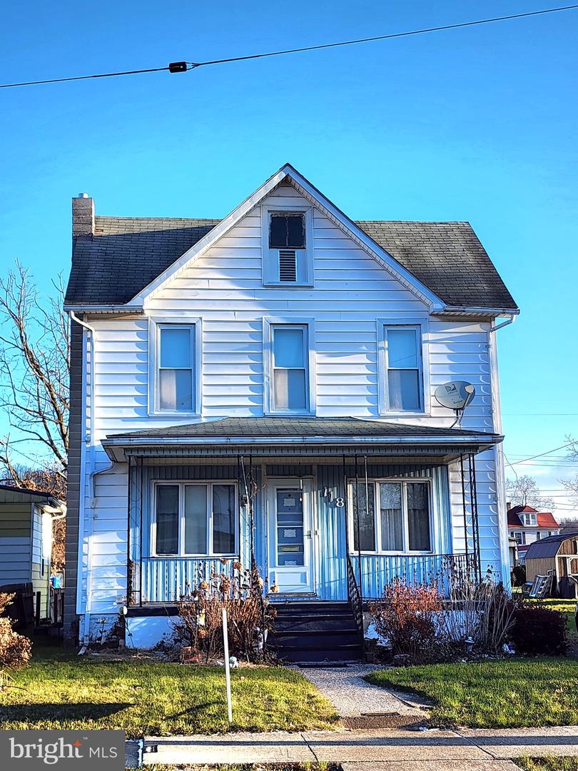 118 W Walnut Street, Mount Union