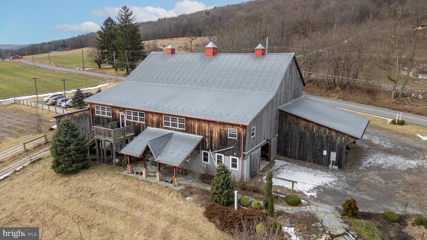 1467 Ridge Road, Warriors Mark