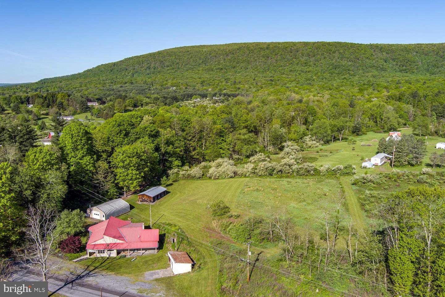 22464 Coles Valley, Robertsdale