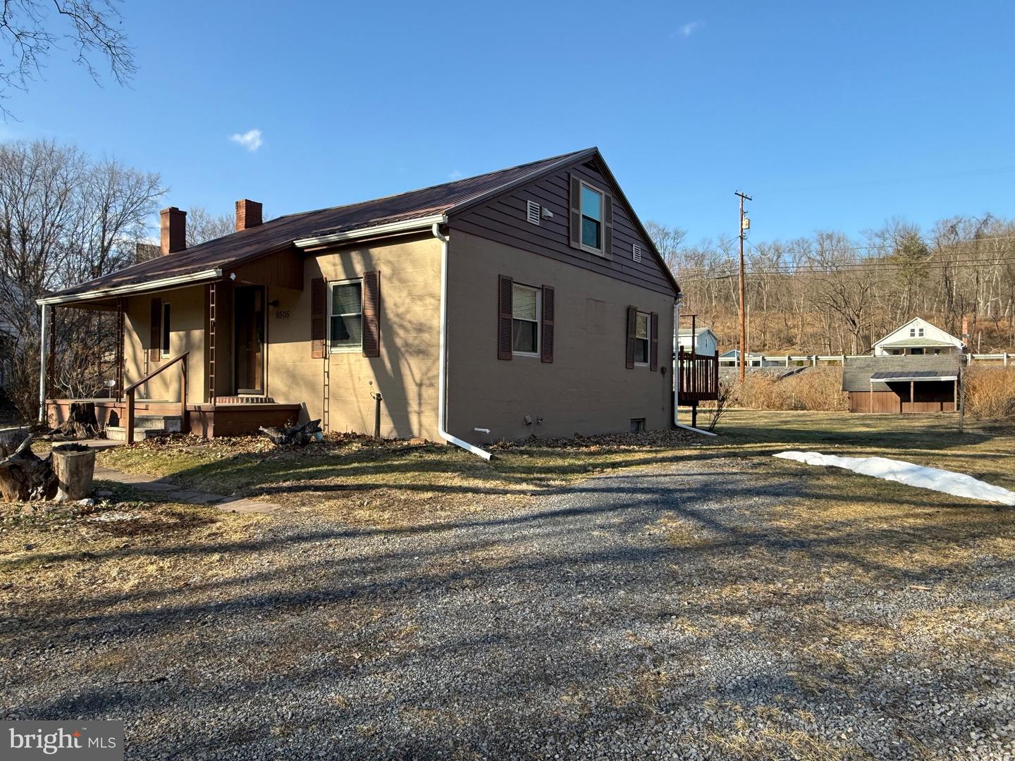 9505 Main Street