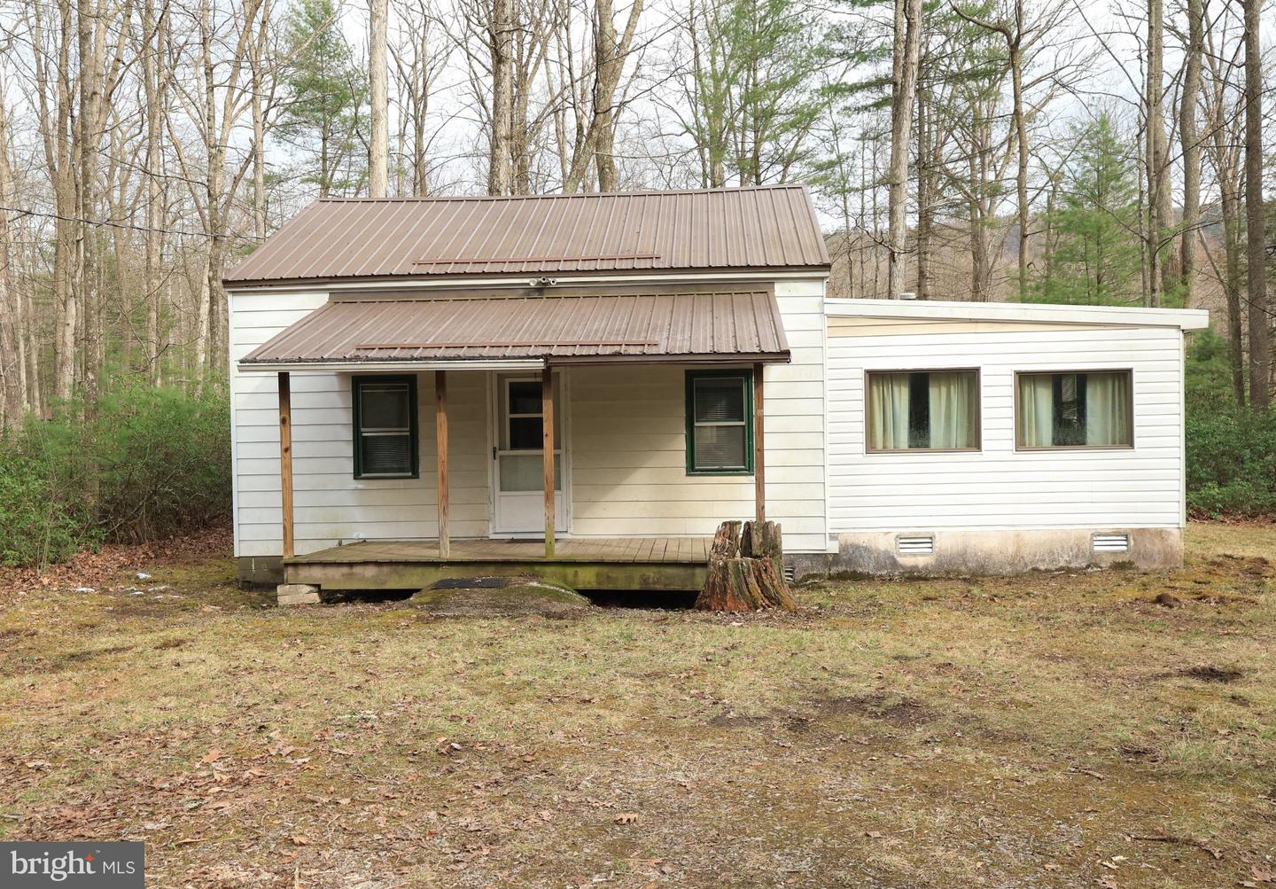 2469 Laurel Run Road, Petersburg