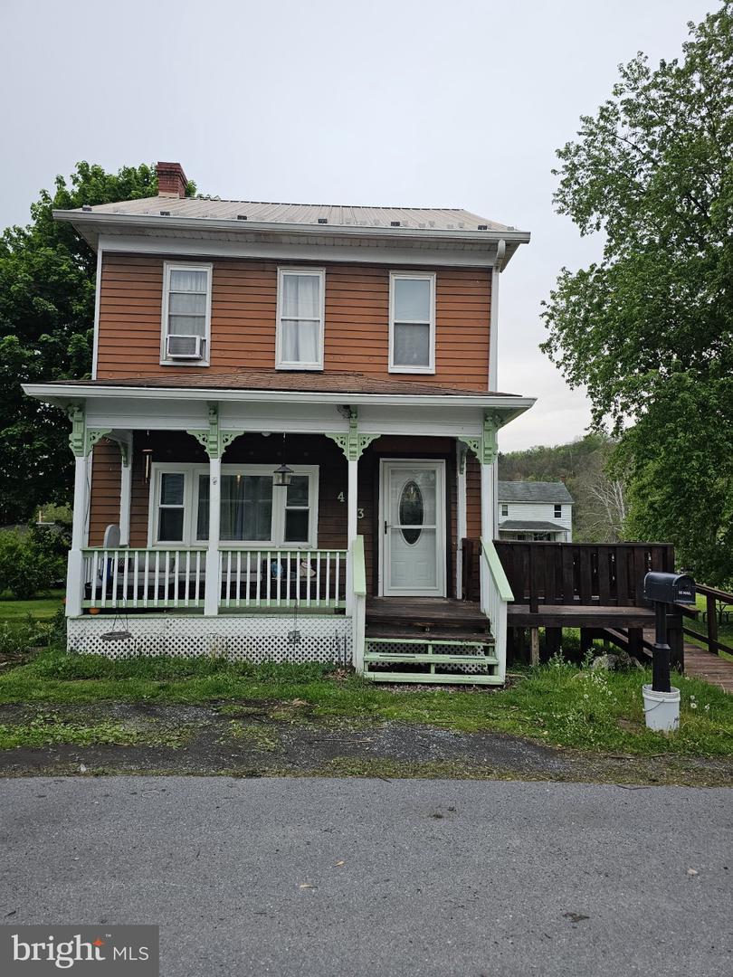 473 Washington Street, Petersburg