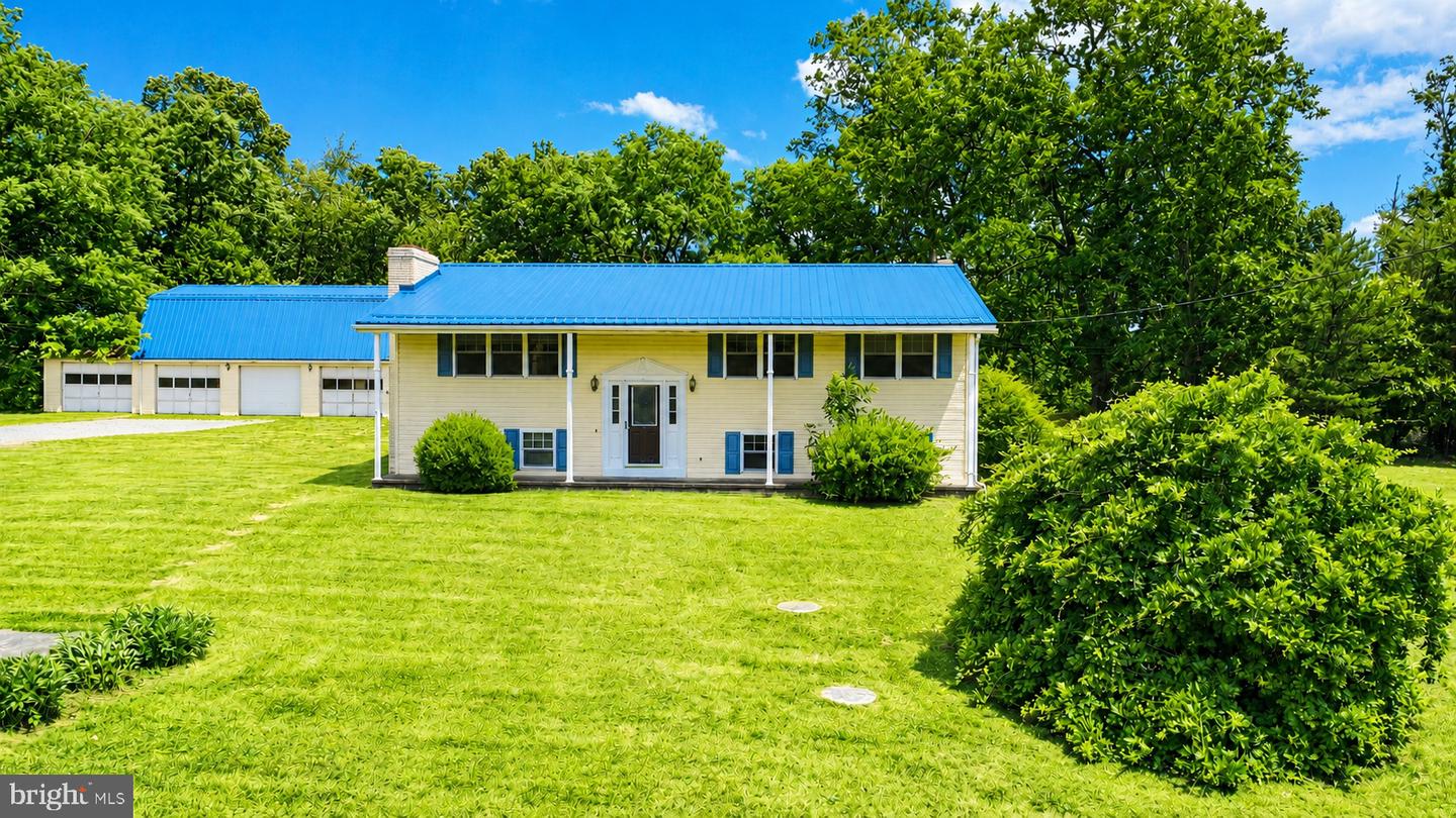 4249 Gable Drive, Hesston