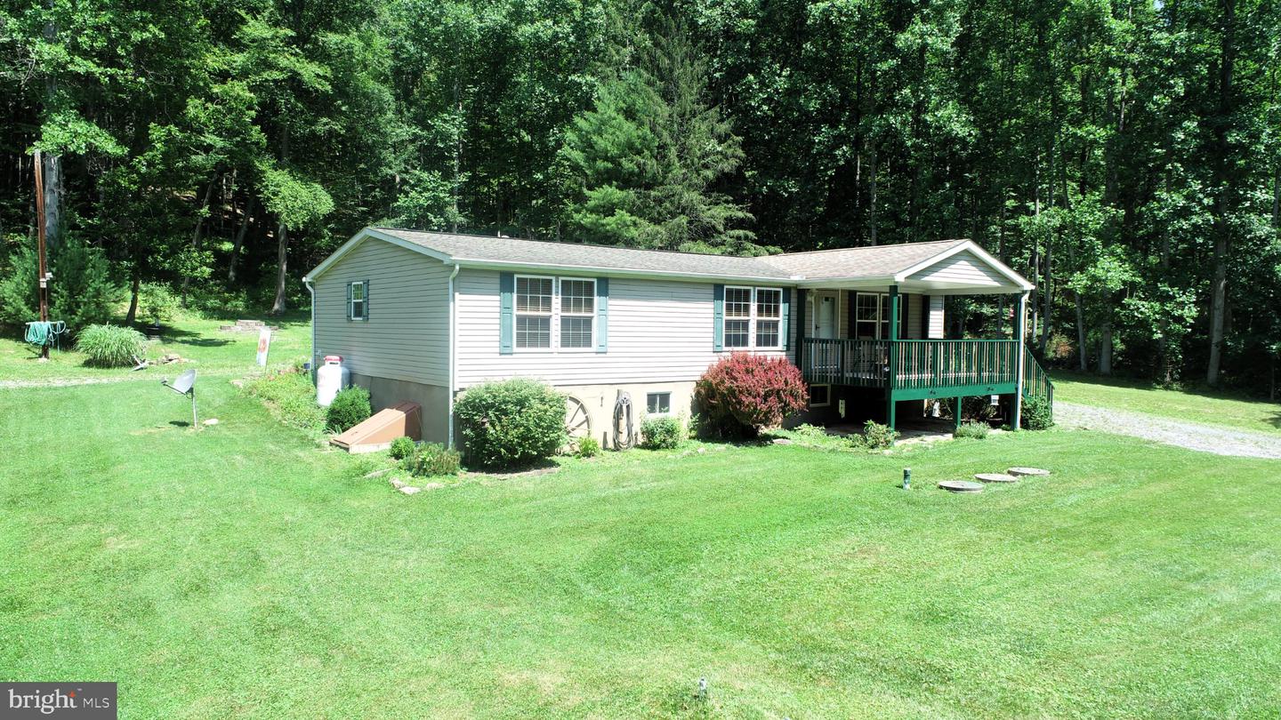 2976 Charter Oak Rd