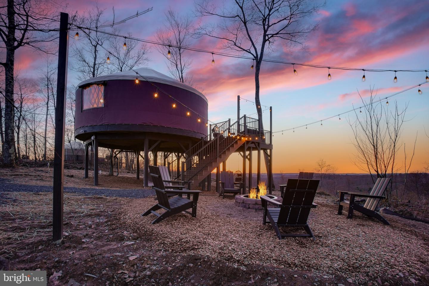 230 Yurt Lane, Reynoldsville