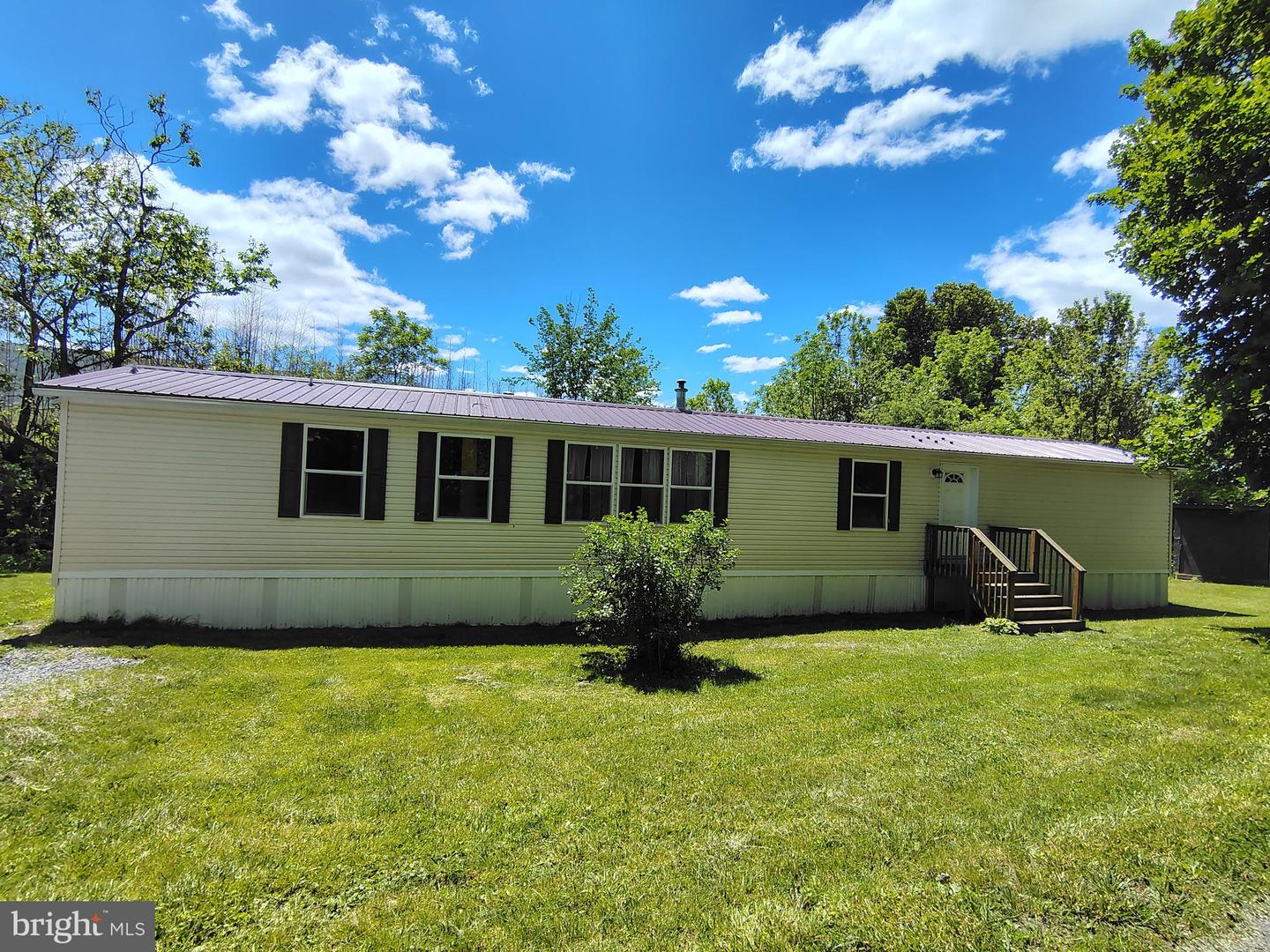 1050 Creek Road