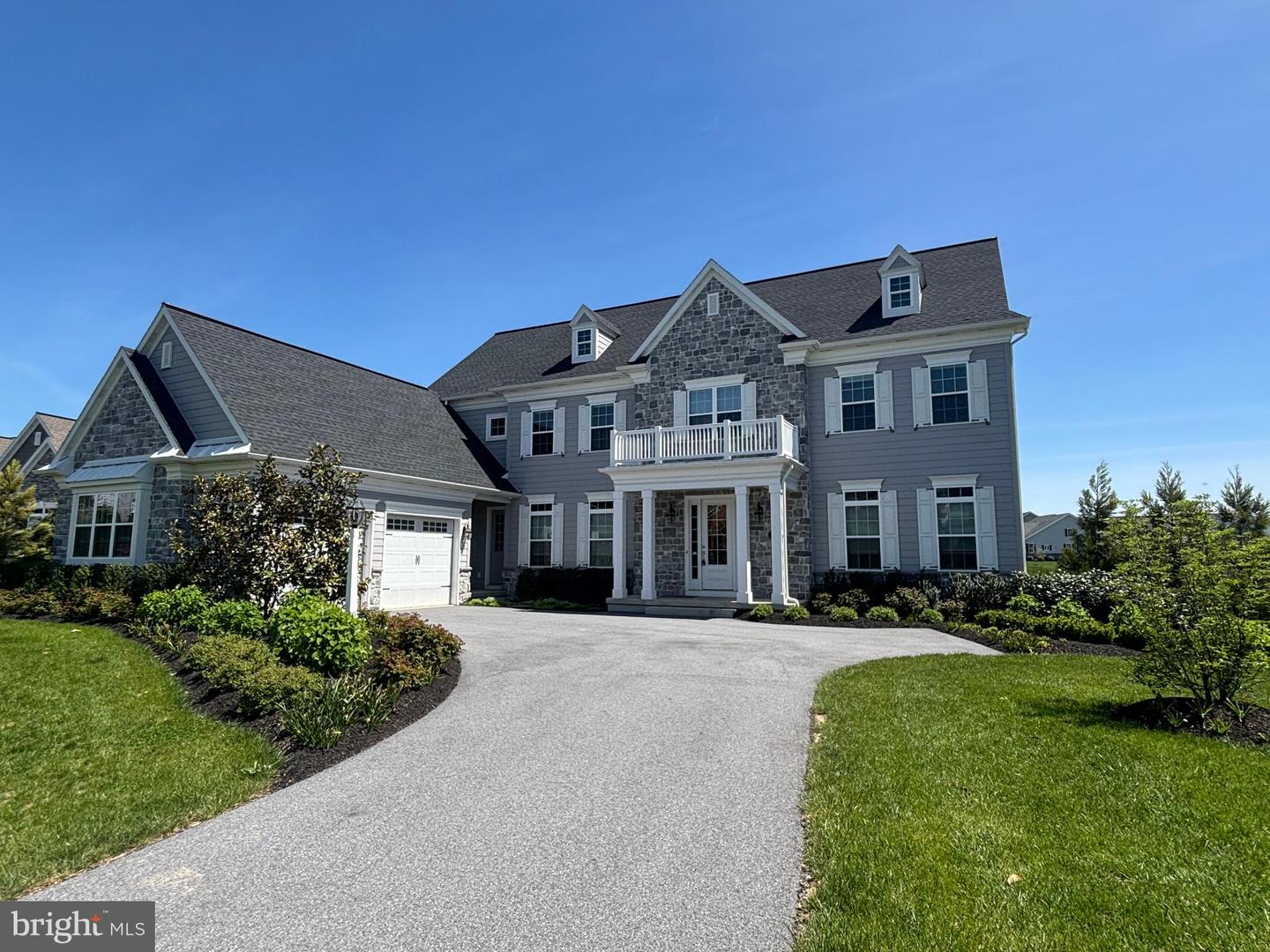 994 Valley Crossing Drive, Lititz