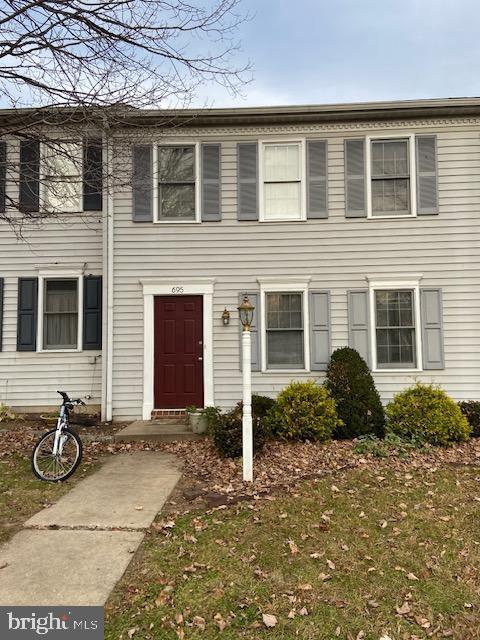 695 Topaz Drive, Lancaster