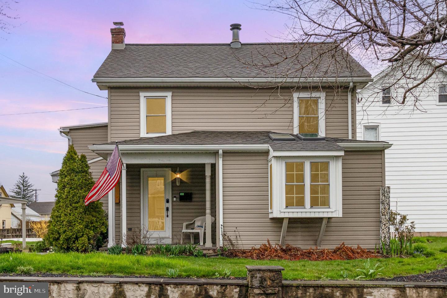 1 N Fulton Street, Manheim