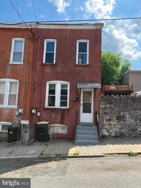 134 Laurel Street, Lancaster