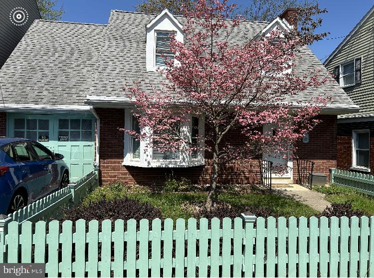 813 5th Street, Lancaster