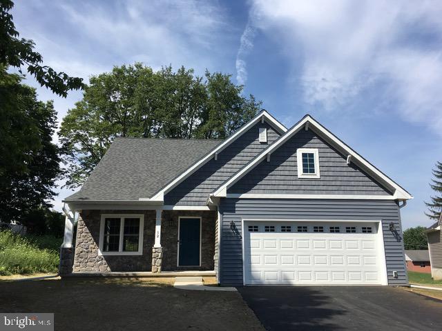 326 W Fritz Avenue