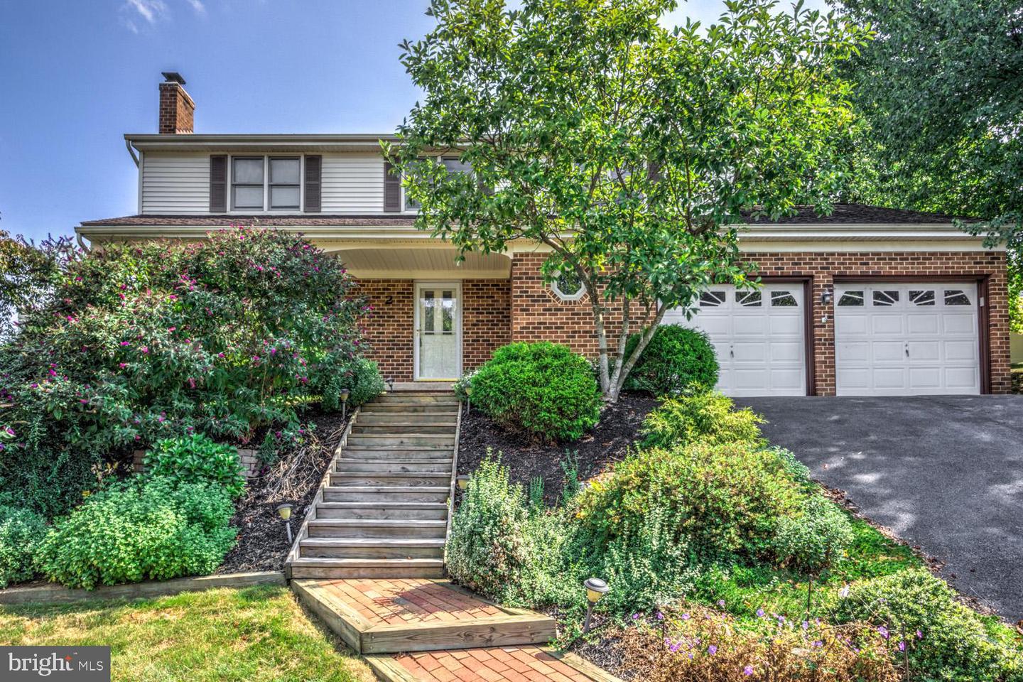 2 Briarwood Lane, Ephrata